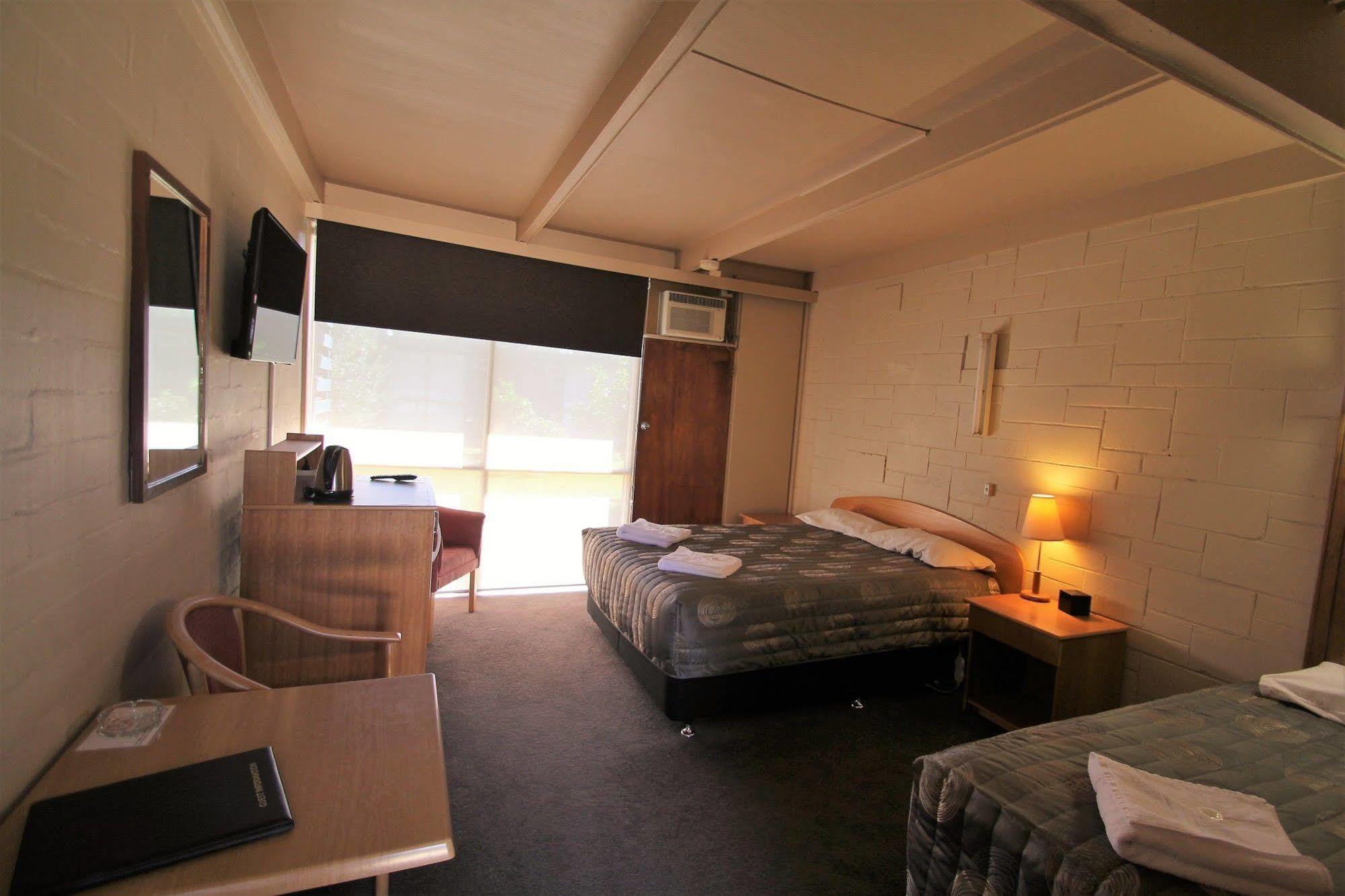 Rubicon Hotel Motel เอลดอน ภายนอก รูปภาพ